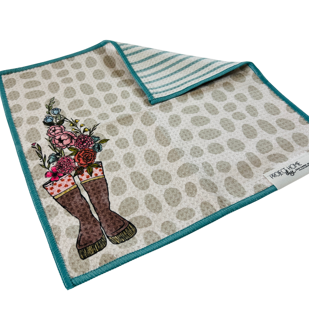 AK Life | Waffle Weave Microfiber Towels Kitchen & Bath Hand Towels Reversible Hand Towel | Towel Collective | Cody, WY