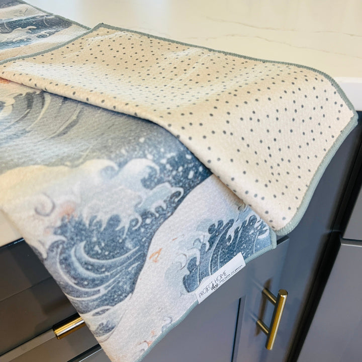 The Wave | Waffle Weave Microfiber Towels Kitchen & Bath Hand Towels Reversible Hand Towel | Towel Collective | Cody, WY