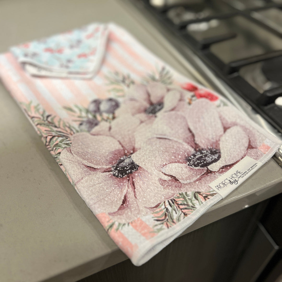 Winterberry | Waffle Weave Microfiber Towels Kitchen & Bath Hand Towels Reversible Hand Towel | Towel Collective | Cody, WY